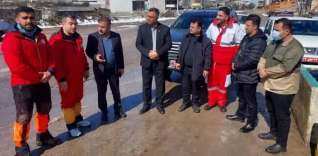تاکید به کارکنان منابع طبیعی و آبخیزداری  مازندران _ساری: بر همکاری همه جانبه   با دستگاه های متولی برای باز کشایی  راه های روستایی و جاده های  مواصلاتی در منطقه ساری