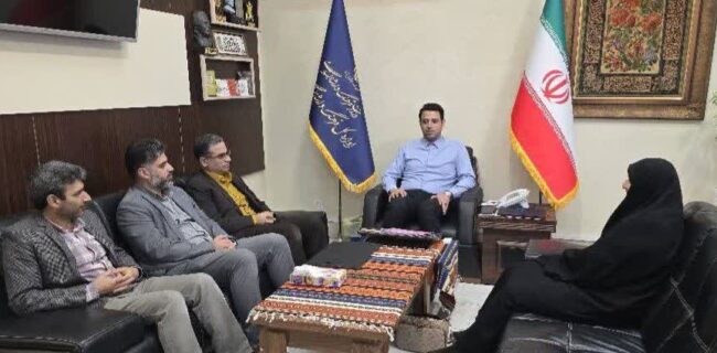 دیدار مدیران کل کتابخانه‌های عمومی مازندران  با مدیر کل  فرهنگ و ارشاد اسلامی مازندران/ افتتاح کتابخانه مرکزی ساری  هفته دولت ۱۴۰۴