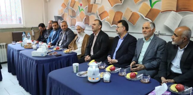برای آینده ای متحول، باید آینده‌سازان را دریابیم / تاکید بر شکل‌گیری انجمن اولیا و مربیان قوی و افزایش کیفی سطح خدمات در مدارس دولتی
