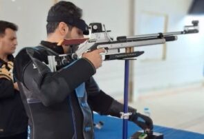 بانکی های کشور در رامسر دست به تفنگ شدند.