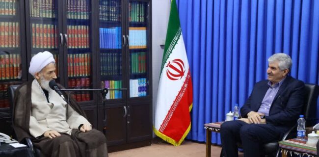 دانشگاه‌ها باید رویکرد علمی کاربردی داشته باشند / وزارت آموزش عالی از تأسیس و فعالیت دانشگاه‌هایی که تنها به تئوری‌پردازی سطحی می‌پردازند جلوگیری کند.