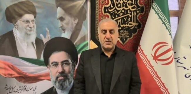 ساری با بسیج همه ظرفیتها آماده میزبانی از زائران امام شهید / بیش از ۲۰ هزار ساروی در آیین تشییع پیکر رهبر شهید حضور یافتند . ساری با بسیج همه ظرفیتها آماده میزبانی از زائران امام شهید / بیش از ۲۰ هزار ساروی در آیین تشییع پیکر رهبر شهید حضور یافتند .