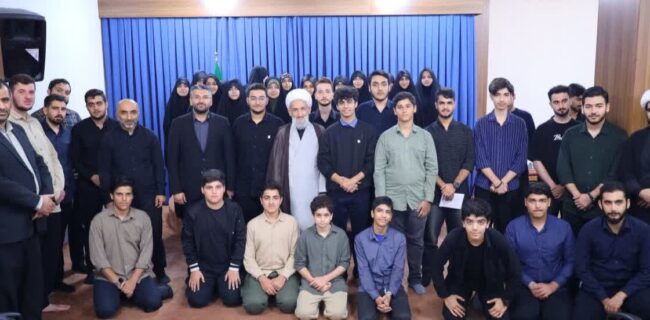 تشکیل «جریان‌های منسجم» رمز موفقیت جوانان در عرصه‌های اجتماعی / ادعای دشمن درباره فاصله گرفتن جوانان از دین، یک دروغ بزرگ است