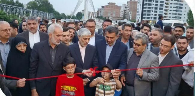 برگزاری آئین بهره برداری از مرحله نخست پروژه سیدالشهدای خدمت (پل تا پل ) با حضور وزیر ورزش در ساری برگزاری آئین بهره برداری از مرحله نخست پروژه سیدالشهدای خدمت (پل تا پل ) با حضور وزیر ورزش در ساری