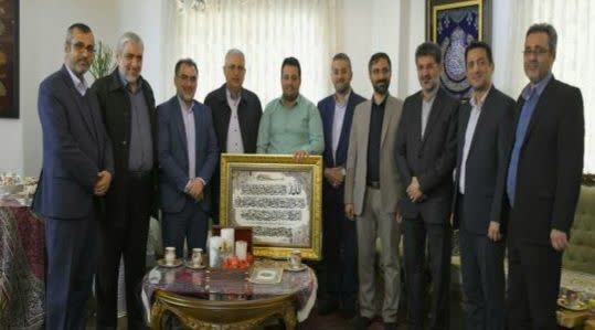 در آئینی از قاری قرآن ساروی  دارنده مقام بین المللی تجلیل شد.