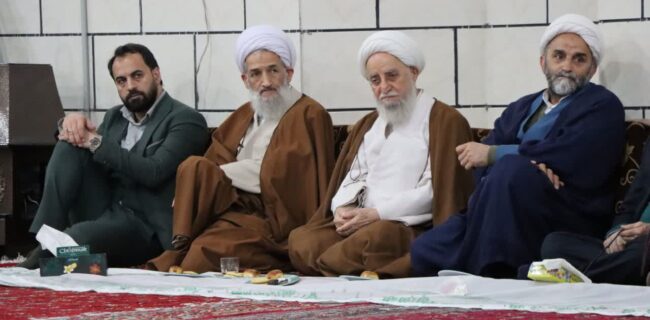 تکریم عالم تکریم خداست / مزار علامه طبرسی مایه برکت و کتاب و علمش منشا خیرات و برکات است تکریم عالم تکریم خداست / مزار علامه طبرسی مایه برکت و کتاب و علمش منشا خیرات و برکات است