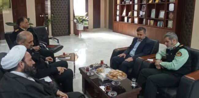 دیدار سرپرست اداره کل منابع طبیعی و آبخیزداری مازندران-ساری  با فرمانده انتظامی استان مازندران/  در مبارزه با سوداگران منابع طبیعی با هیچ احدی تعارف نداریم.