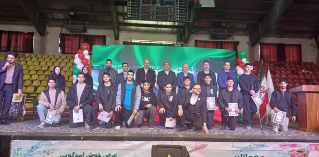 برگزاری جشن دهه فجر انقلاب اسلامی و آئین تجلیل از دانش آموزان نخبه در ساری / دانش آموزان و جوانان، جریان ساز، موتور محرک و امید آفرین هستند. / برگزاری جشن دهه فجر انقلاب اسلامی و آئین تجلیل از دانش آموزان نخبه در ساری / دانش آموزان و جوانان، جریان ساز، موتور محرک و امید آفرین هستند. /