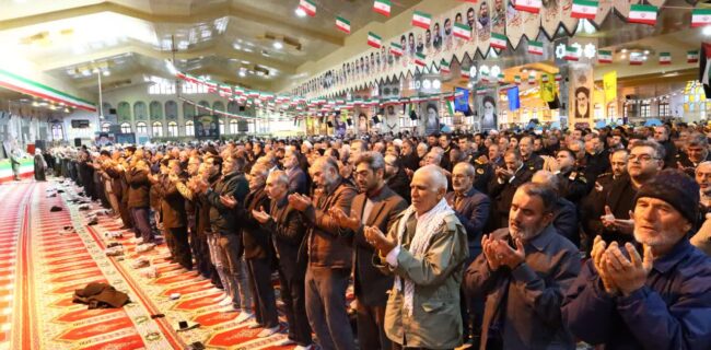 همه در راهپیمایی ۲۲بهمن حضور شکوهمندانه داشته باشیم / با مذاکره با استکبار جهانی گشایشی حاصل نخواهد شد، روحیه انقلابی و عمل جهادی لازم است همه در راهپیمایی ۲۲بهمن حضور شکوهمندانه داشته باشیم / با مذاکره با استکبار جهانی گشایشی حاصل نخواهد شد، روحیه انقلابی و عمل جهادی لازم است