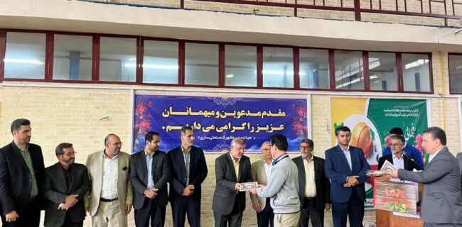 برگزاری آئین تجلیل از کارگران ساری با حضور فرماندار مرکز استان برگزاری آئین تجلیل از کارگران ساری با حضور فرماندار مرکز استان