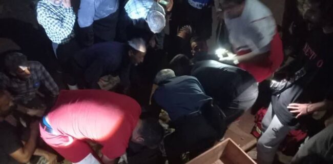 سقوط مرگبار مرد ۶۰ ساله در جنگلهای بندبن نکا / عملیات نفسگیر امدادگران در دل درههای هزار جریب نکا سقوط مرگبار مرد ۶۰ ساله در جنگلهای بندبن نکا / عملیات نفسگیر امدادگران در دل درههای هزار جریب نکا