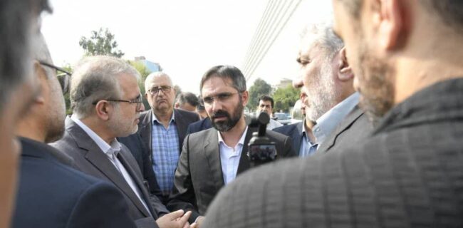 بازدید مسئولین قضائی و شهری از پروژههای پل کابلی و پل تا پل ساری بازدید مسئولین قضائی و شهری از پروژههای پل کابلی و پل تا پل ساری