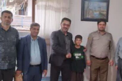 قدردانی از کوچک‌ترین “همیار طبیعت” در عملیات اطفای حریق جنگل‌های کارمزد مازندران/اقدام ارزشمند مدیرکل منابع طبیعی مازندران- ساری