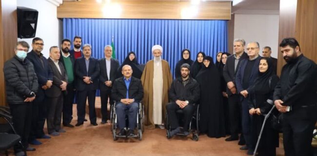 تأکید بر عدالتمحوری و توجه به فرهنگ دینی و آخرتنگری در جامعه معلولین تأکید بر عدالتمحوری و توجه به فرهنگ دینی و آخرتنگری در جامعه معلولین