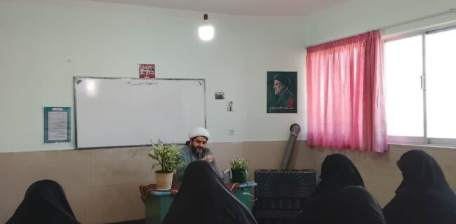 بصیرت مردم در حماسه ۹ دی، نقشه دشمنان برای تضعیف نظام را خنثی کرد