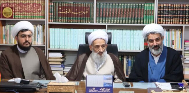 نظام اسلامی به برکت رهبری و حضور مردم پایدار خواهد ماند ، احداث خط راه‌آهن پرسرعت برای اتصال ۹ استان شمالی به مشهد مقدس ضروری است و زمان سفر را به ۴ ساعت کاهش می دهد.