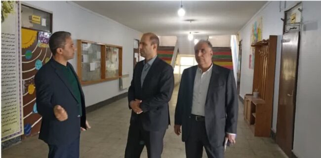 بازدید نماینده وزارت آموزش‌وپرورش از ستاد اسکان فرهنگیان شهرستان رامسر و تنکابن