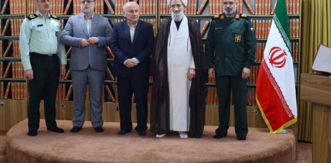 تفسیر تسنیم از افتخارات جهان اسلام / قدردانی از برگزارکنندگان همایش ندای قرآن از دیار علویان تفسیر تسنیم از افتخارات جهان اسلام / قدردانی از برگزارکنندگان همایش ندای قرآن از دیار علویان