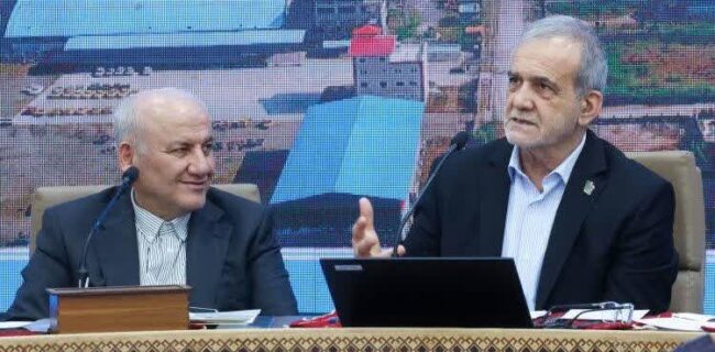 دکتر پزشکیان نه مرد تسلیم، بلکه نماد ایستادگی عاقلانه است/ مصلحتهای ملی و منویات رهبری، قطبنمای تصمیمات دکتر پزشکیان است. دکتر پزشکیان نه مرد تسلیم، بلکه نماد ایستادگی عاقلانه است/ مصلحتهای ملی و منویات رهبری، قطبنمای تصمیمات دکتر پزشکیان است.