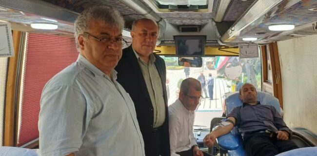 تجلی ایثار در استانداری مازندران؛ اهدای ۳۹ واحد خون در پویش نذر حسینی