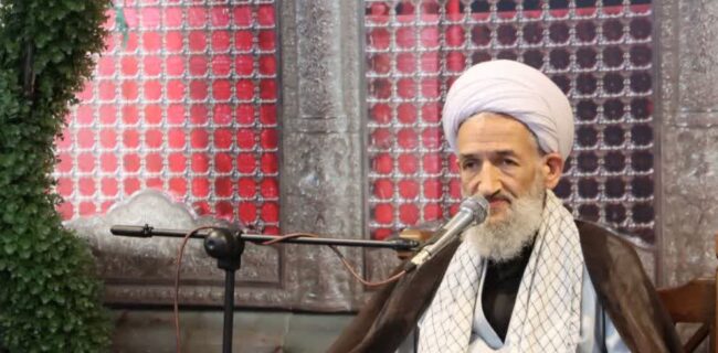 انتقام و خونخواهی از دشمنان خواسته‌ به حق ملت ایران است/متأسفانه این حق بزرگ در تفاهم‌نامه اخیر دیده نشد از این رو چنین تفاهم‌نامه‌ای نمی‌تواند عزت‌آفرین باشد.