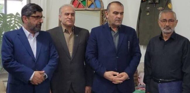 قدردانی مدیرکل آموزش و پرورش مازندران از خانواده شهید «رضا اسدی» در نور