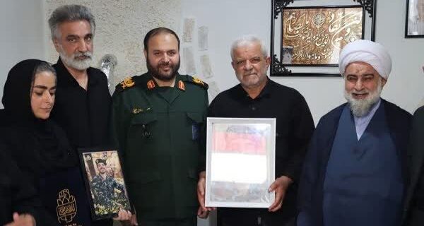 شهدا، مایه آرامش جامعه در شرایط بحرانی شهدا، مایه آرامش جامعه در شرایط بحرانی