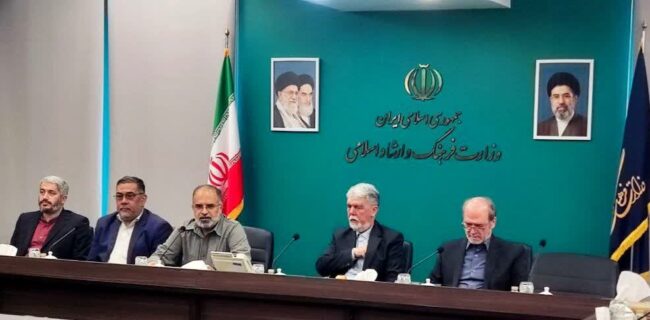 دیدار فرمانده سپاه کربلا مازندران با وزیر ارشاد/ فعالیت ۲۵ کمیته تخصصی کنگره ملی شهدای مازندران از مهرماه آغاز می‌شود.