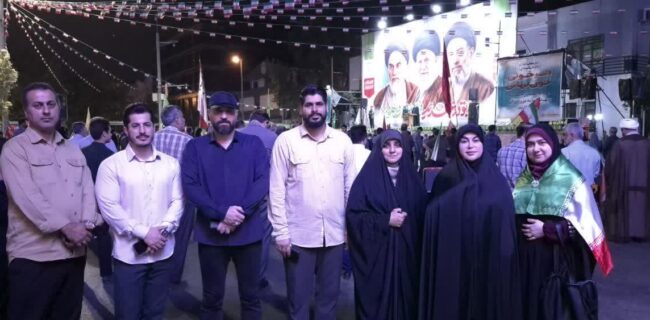 شبی که شعر در مازندران میدان دار شد/ شعر خوانی شاعران در دویستمین شب حضور مردم در خیابان ها شبی که شعر در مازندران میدان دار شد/ شعر خوانی شاعران در دویستمین شب حضور مردم در خیابان ها